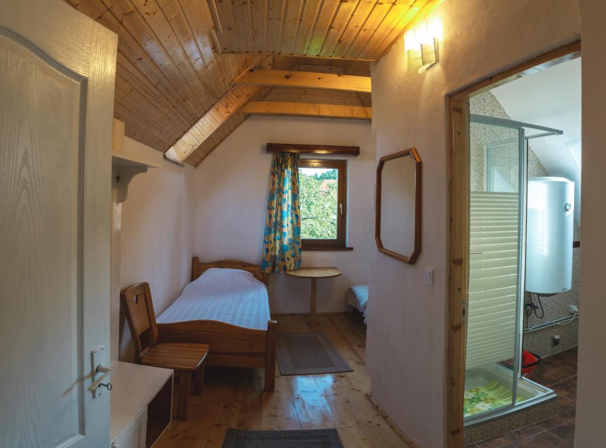 Sziklakert - Eletorom Vendeghaz Rimetea Exteriér fotografie